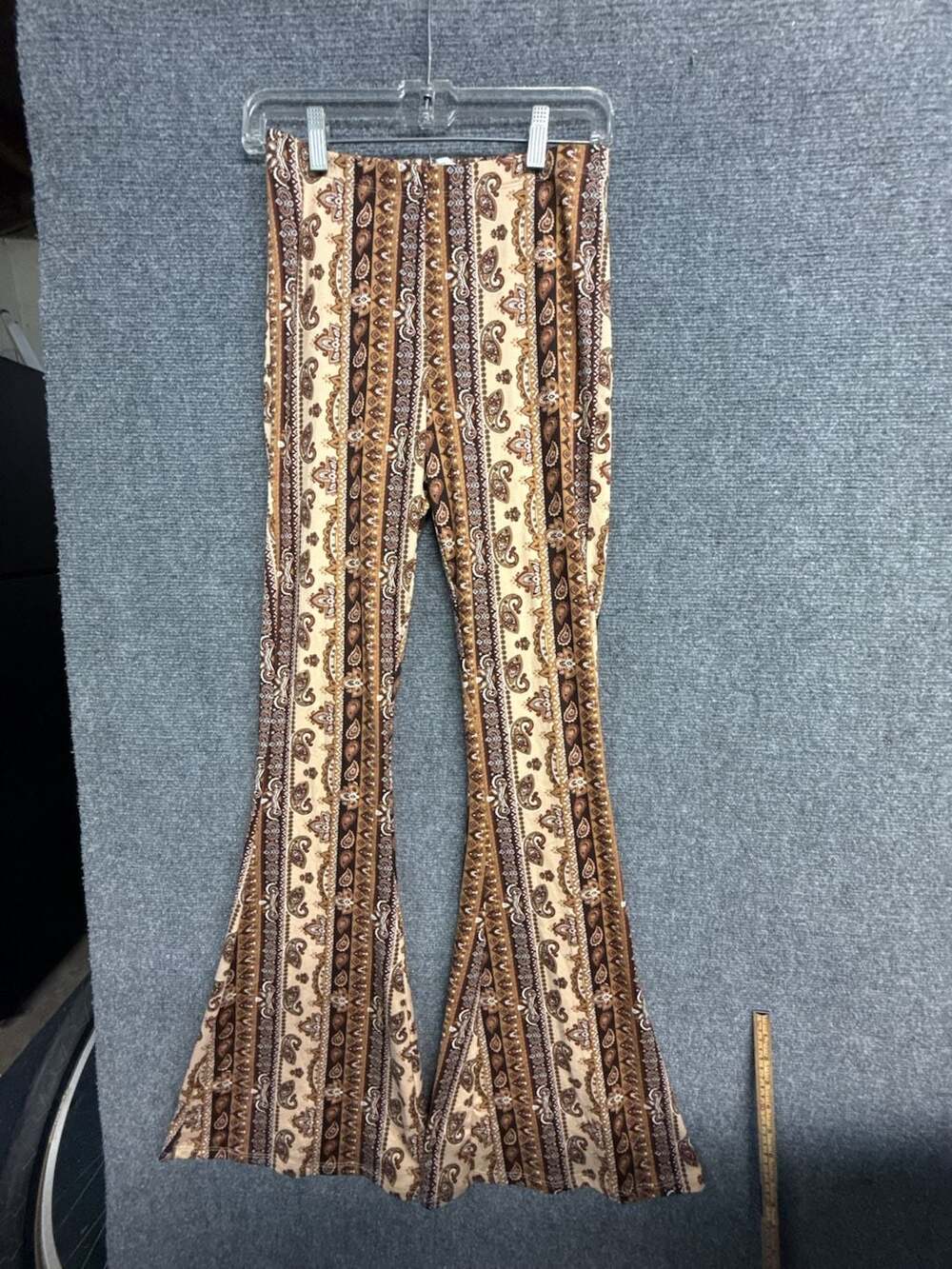 Bear Dance Paisley Print Flare Leggings Size S